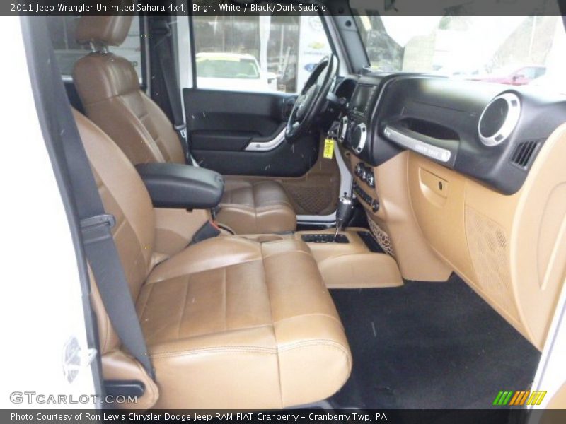 Bright White / Black/Dark Saddle 2011 Jeep Wrangler Unlimited Sahara 4x4