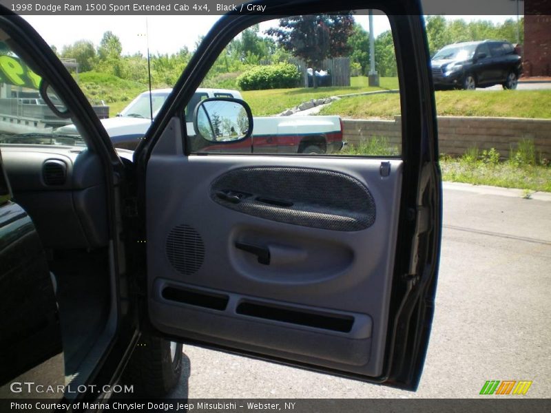 Black / Gray 1998 Dodge Ram 1500 Sport Extended Cab 4x4