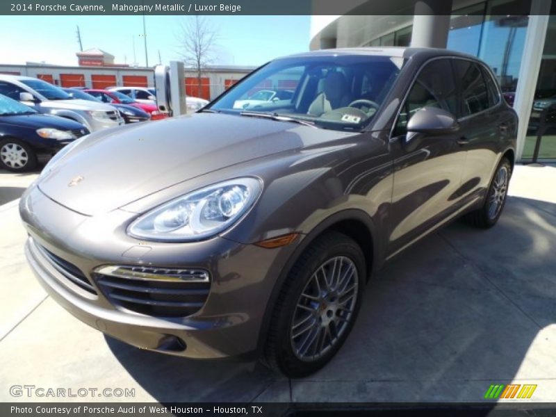 Mahogany Metallic / Luxor Beige 2014 Porsche Cayenne