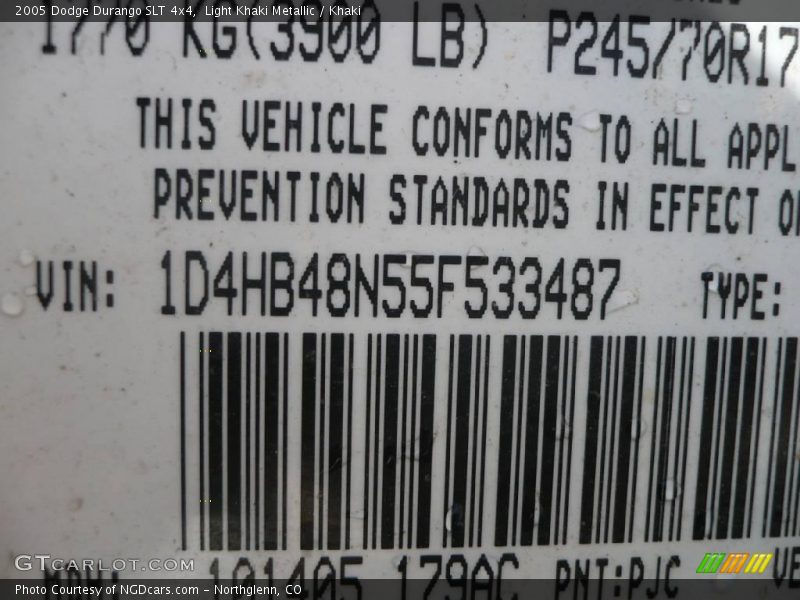Light Khaki Metallic / Khaki 2005 Dodge Durango SLT 4x4