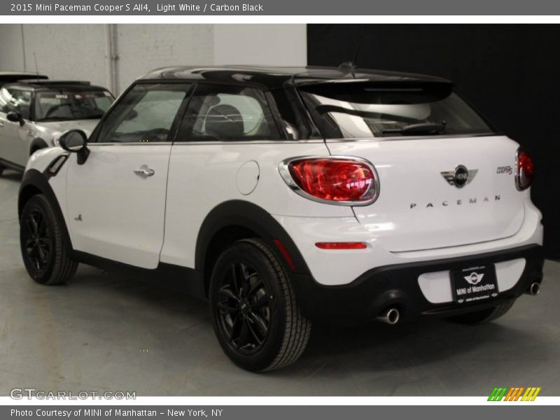 Light White / Carbon Black 2015 Mini Paceman Cooper S All4