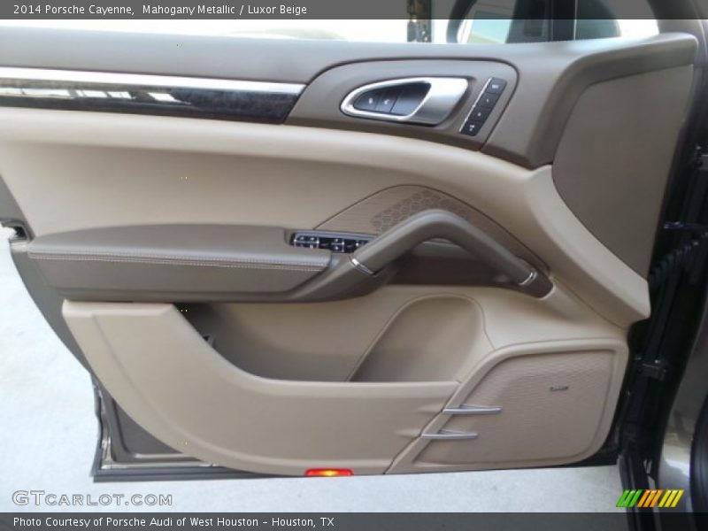 Mahogany Metallic / Luxor Beige 2014 Porsche Cayenne