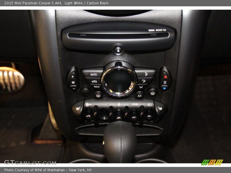 Light White / Carbon Black 2015 Mini Paceman Cooper S All4