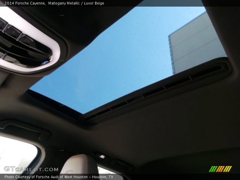 Mahogany Metallic / Luxor Beige 2014 Porsche Cayenne