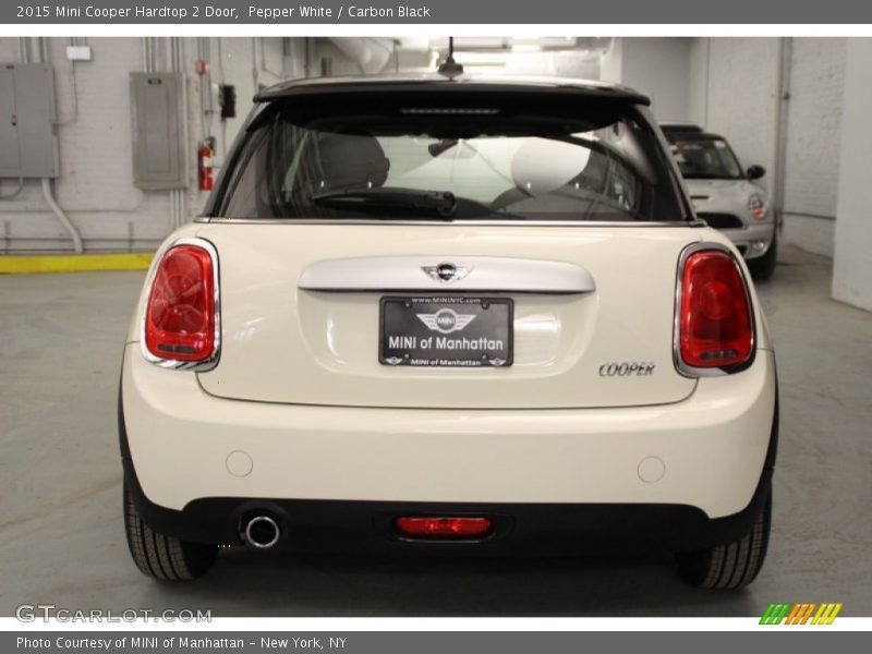 Pepper White / Carbon Black 2015 Mini Cooper Hardtop 2 Door