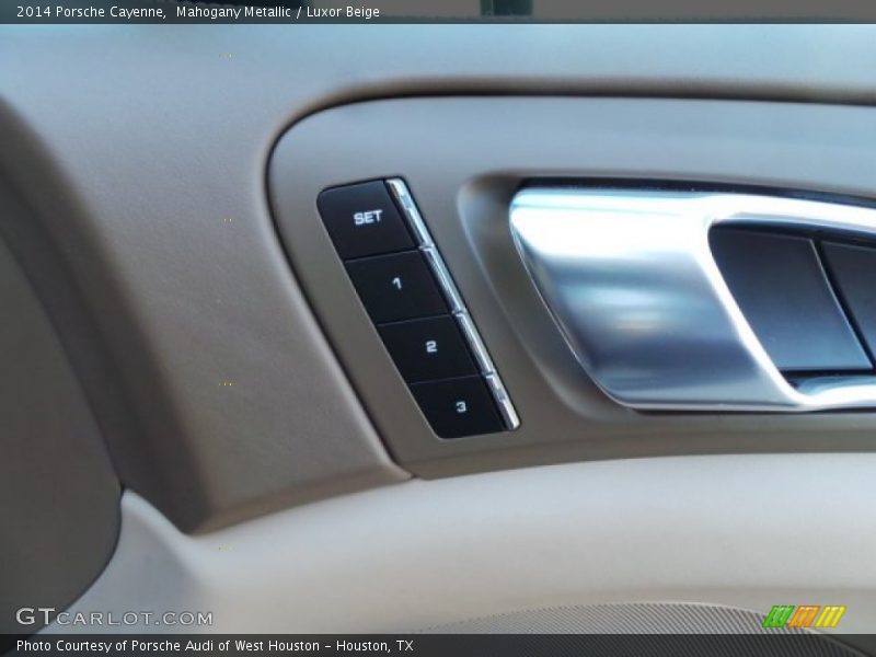 Mahogany Metallic / Luxor Beige 2014 Porsche Cayenne