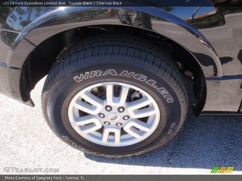 Tuxedo Black / Charcoal Black 2014 Ford Expedition Limited 4x4