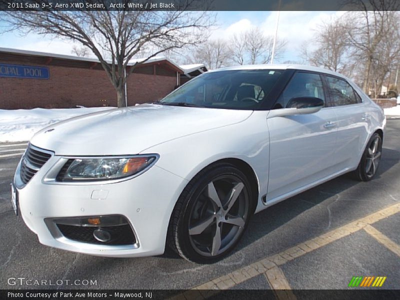 Front 3/4 View of 2011 9-5 Aero XWD Sedan