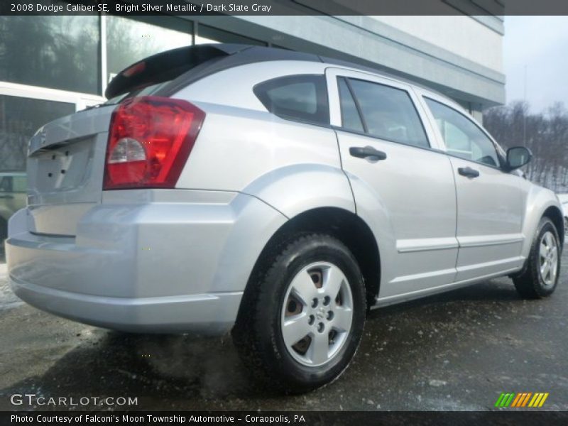 Bright Silver Metallic / Dark Slate Gray 2008 Dodge Caliber SE