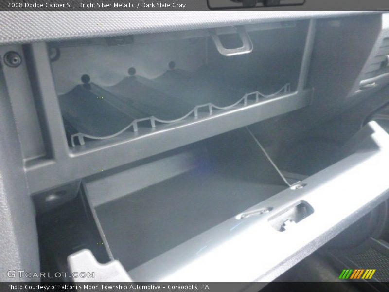 Bright Silver Metallic / Dark Slate Gray 2008 Dodge Caliber SE