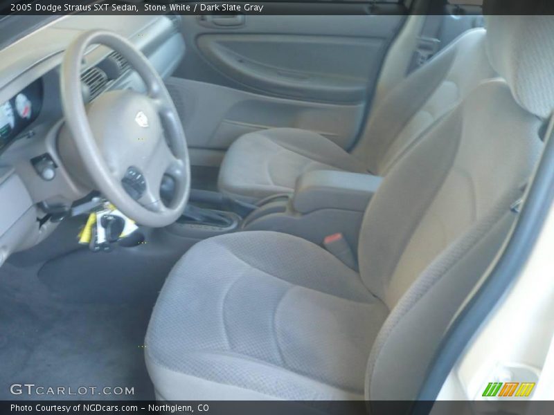 Stone White / Dark Slate Gray 2005 Dodge Stratus SXT Sedan