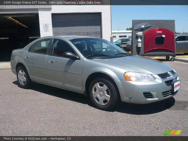 Satin Jade Pearlcoat / Dark Slate Grey 2006 Dodge Stratus SXT Sedan