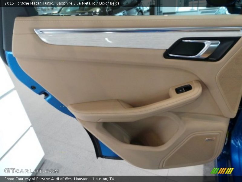 Door Panel of 2015 Macan Turbo