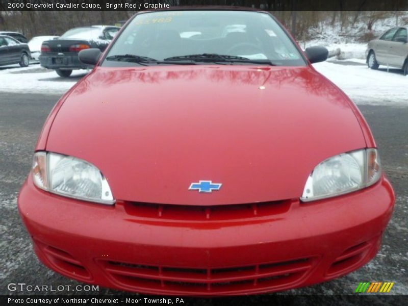 Bright Red / Graphite 2000 Chevrolet Cavalier Coupe