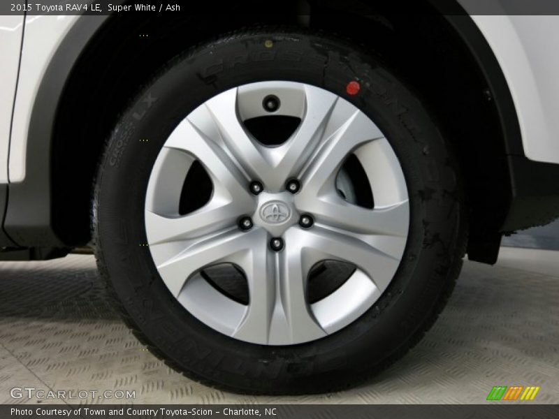 Super White / Ash 2015 Toyota RAV4 LE