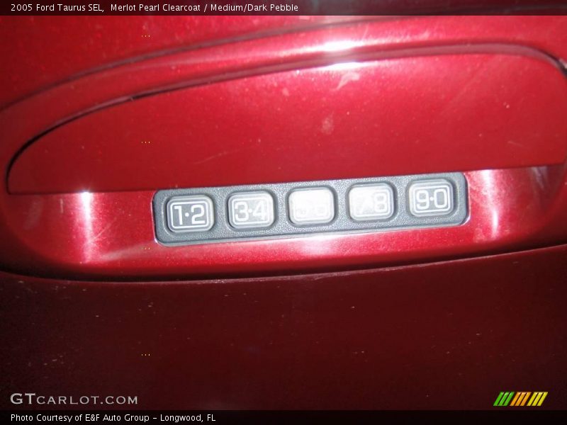 Merlot Pearl Clearcoat / Medium/Dark Pebble 2005 Ford Taurus SEL