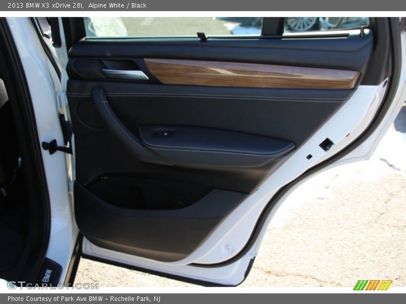 Alpine White / Black 2013 BMW X3 xDrive 28i