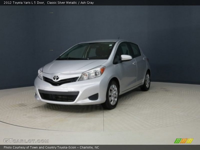 Classic Silver Metallic / Ash Gray 2012 Toyota Yaris L 5 Door