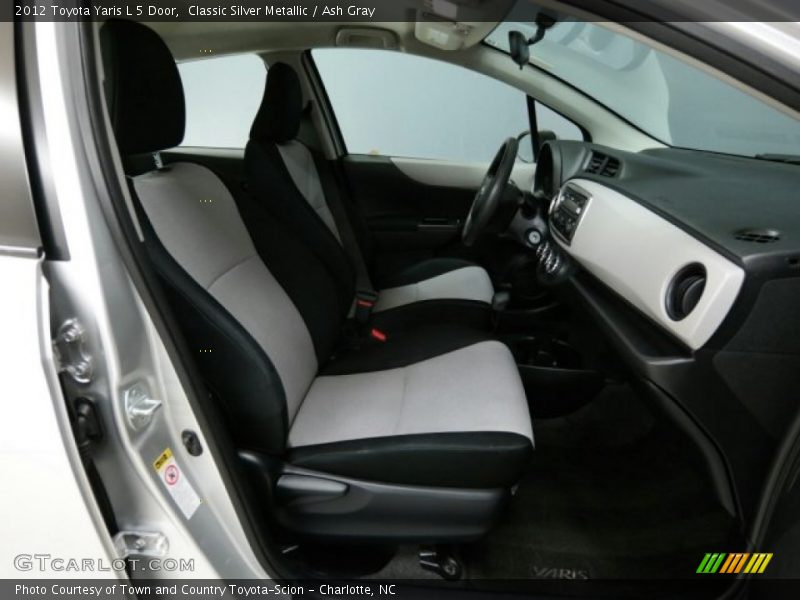 Classic Silver Metallic / Ash Gray 2012 Toyota Yaris L 5 Door