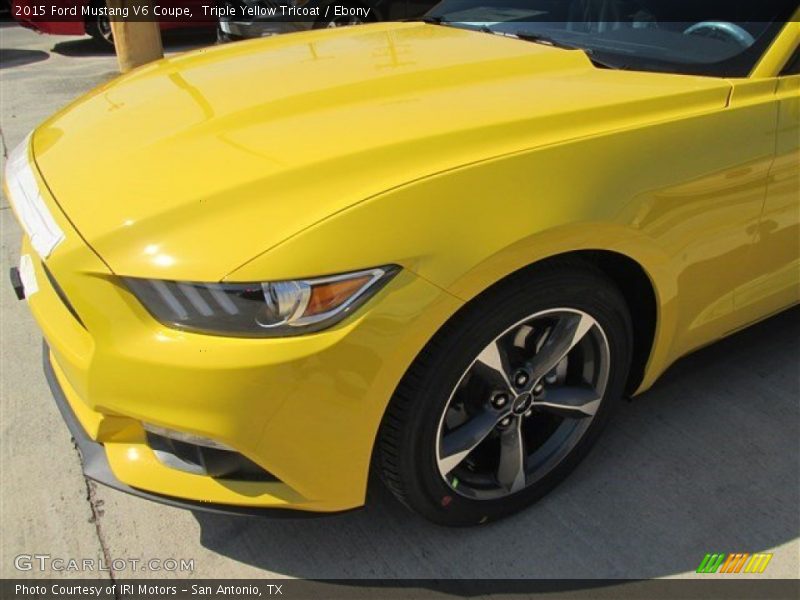 Triple Yellow Tricoat / Ebony 2015 Ford Mustang V6 Coupe