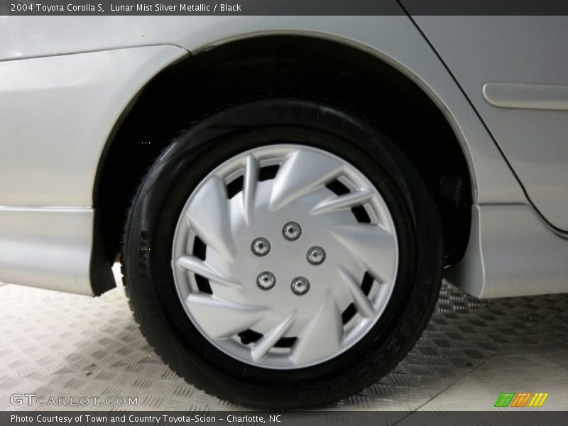 Lunar Mist Silver Metallic / Black 2004 Toyota Corolla S