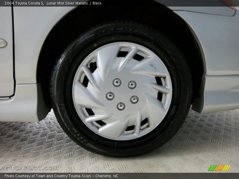 Lunar Mist Silver Metallic / Black 2004 Toyota Corolla S