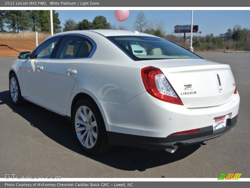 White Platinum / Light Dune 2013 Lincoln MKS FWD
