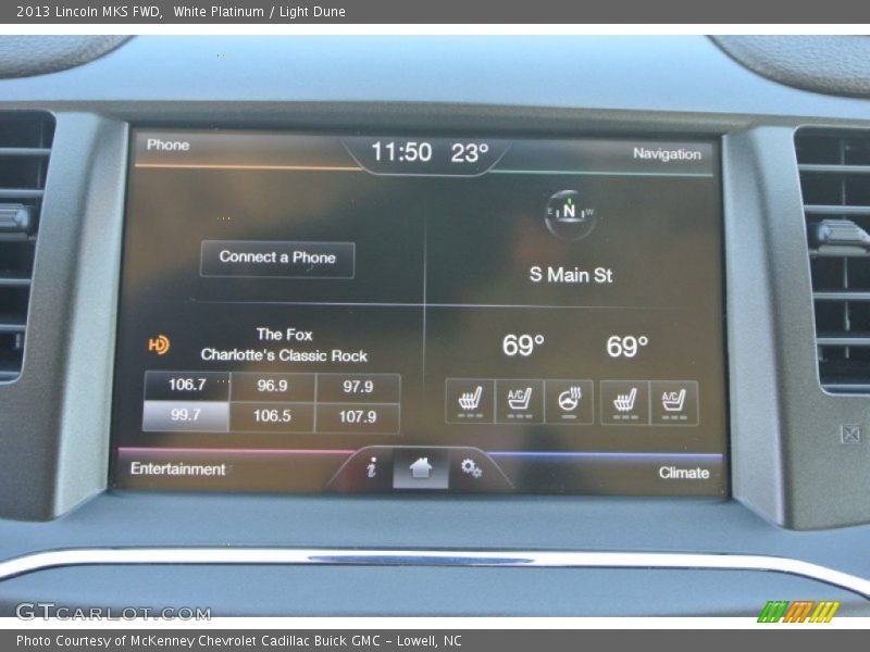 White Platinum / Light Dune 2013 Lincoln MKS FWD
