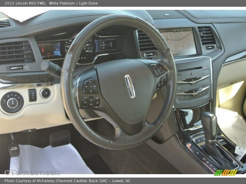 White Platinum / Light Dune 2013 Lincoln MKS FWD