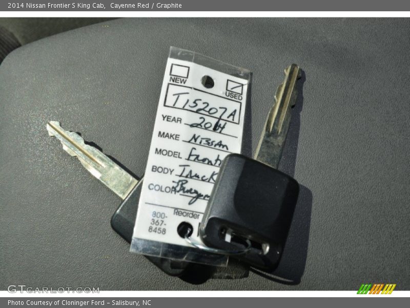 Cayenne Red / Graphite 2014 Nissan Frontier S King Cab