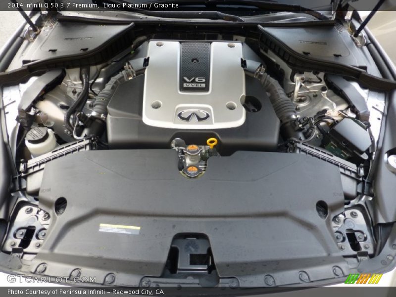 Liquid Platinum / Graphite 2014 Infiniti Q 50 3.7 Premium