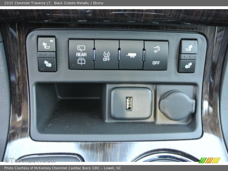 Black Granite Metallic / Ebony 2015 Chevrolet Traverse LT