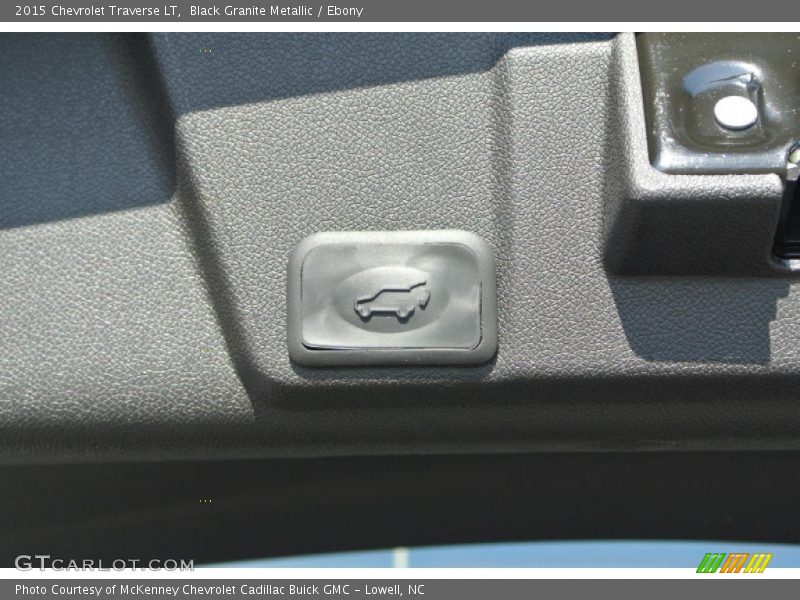 Black Granite Metallic / Ebony 2015 Chevrolet Traverse LT