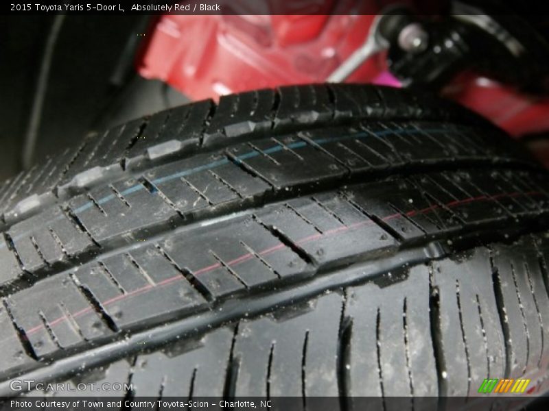 Absolutely Red / Black 2015 Toyota Yaris 5-Door L