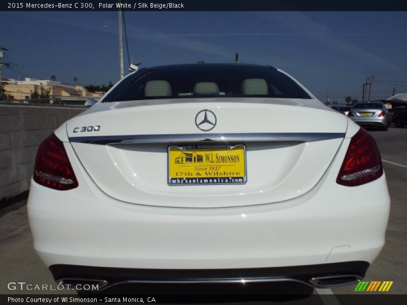 Polar White / Silk Beige/Black 2015 Mercedes-Benz C 300