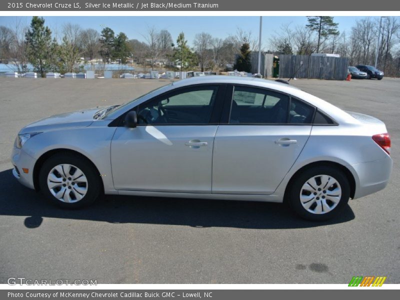 Silver Ice Metallic / Jet Black/Medium Titanium 2015 Chevrolet Cruze LS