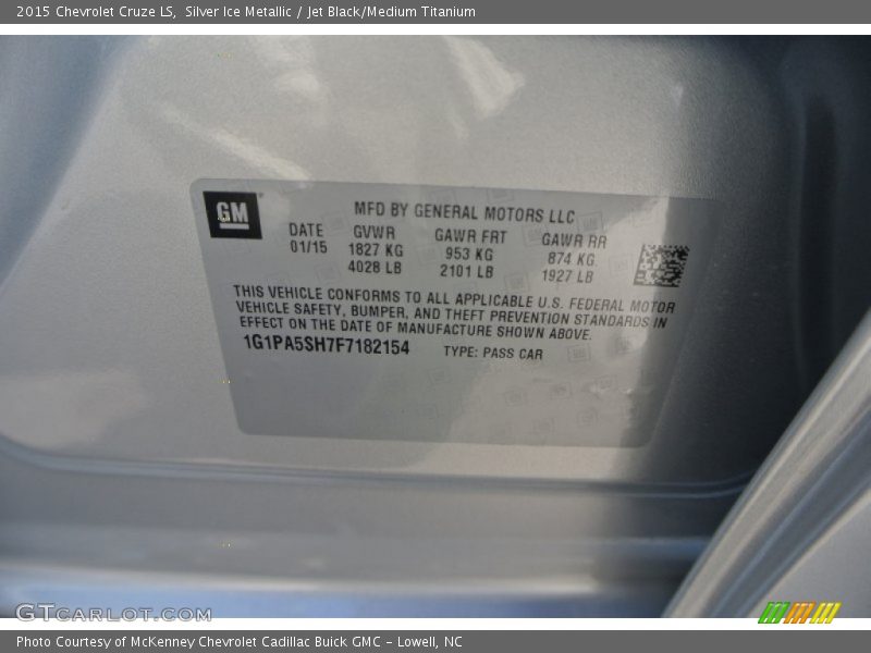 Silver Ice Metallic / Jet Black/Medium Titanium 2015 Chevrolet Cruze LS