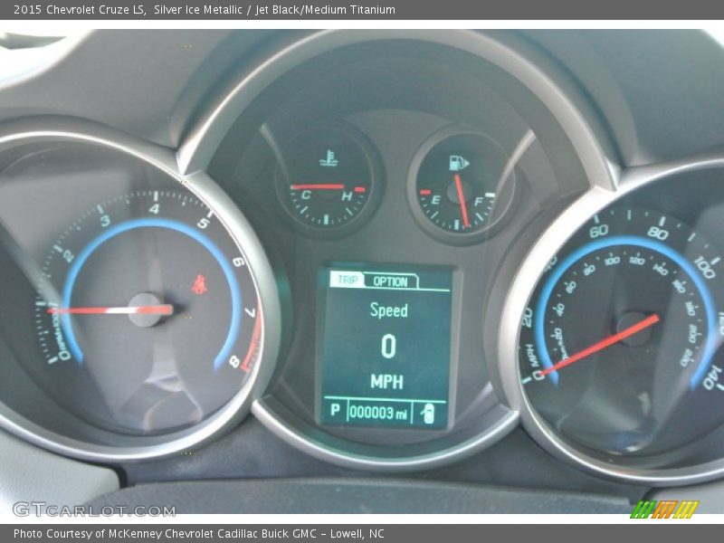 Silver Ice Metallic / Jet Black/Medium Titanium 2015 Chevrolet Cruze LS