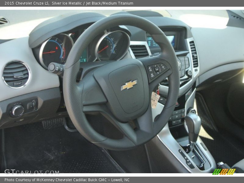 Silver Ice Metallic / Jet Black/Medium Titanium 2015 Chevrolet Cruze LS
