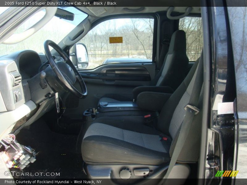 Black / Black 2005 Ford F250 Super Duty XLT Crew Cab 4x4