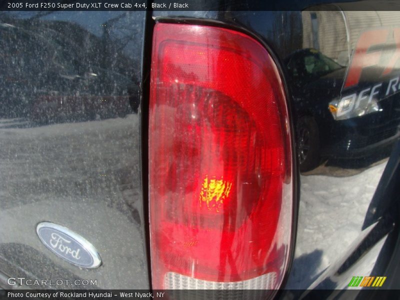 Black / Black 2005 Ford F250 Super Duty XLT Crew Cab 4x4