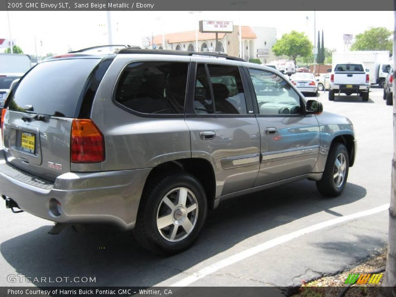 Sand Beige Metallic / Ebony 2005 GMC Envoy SLT