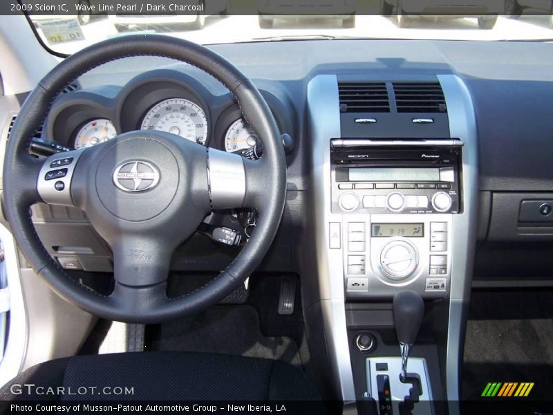 Wave Line Pearl / Dark Charcoal 2009 Scion tC