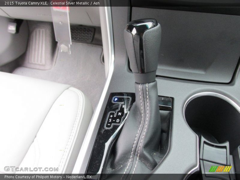  2015 Camry XLE 6 Speed ECT-i Automatic Shifter