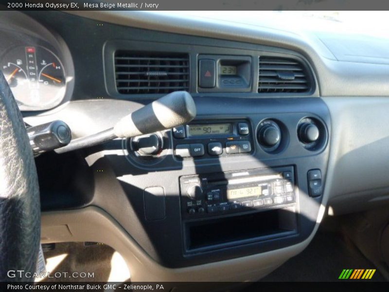 Mesa Beige Metallic / Ivory 2000 Honda Odyssey EX