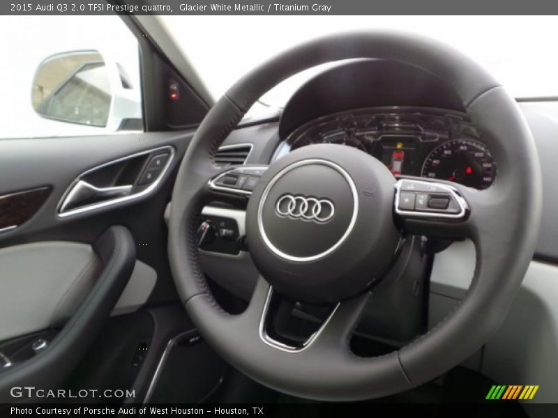  2015 Q3 2.0 TFSI Prestige quattro Steering Wheel