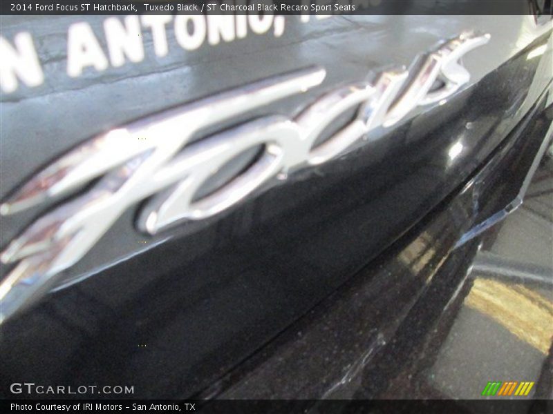 Tuxedo Black / ST Charcoal Black Recaro Sport Seats 2014 Ford Focus ST Hatchback