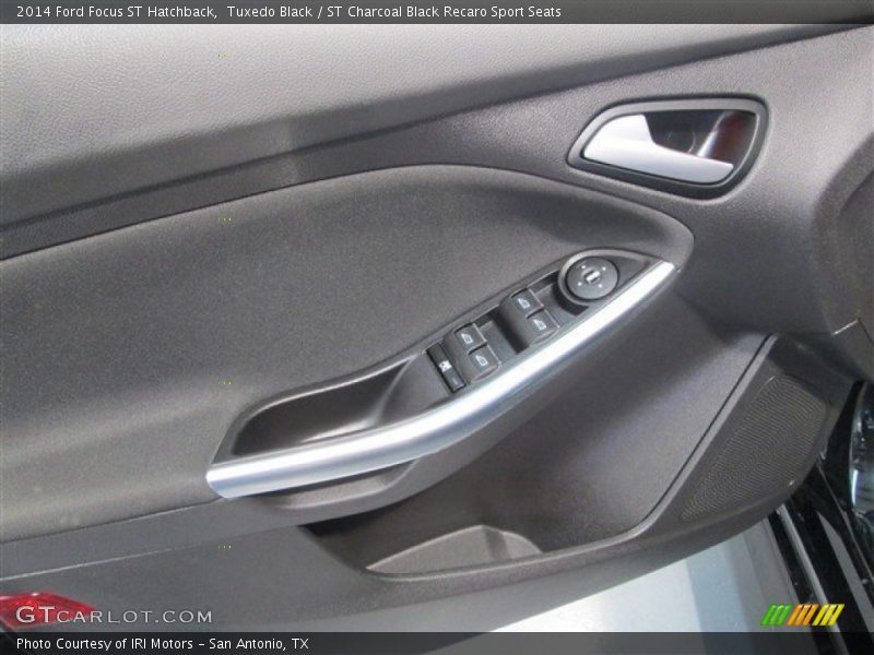 Tuxedo Black / ST Charcoal Black Recaro Sport Seats 2014 Ford Focus ST Hatchback
