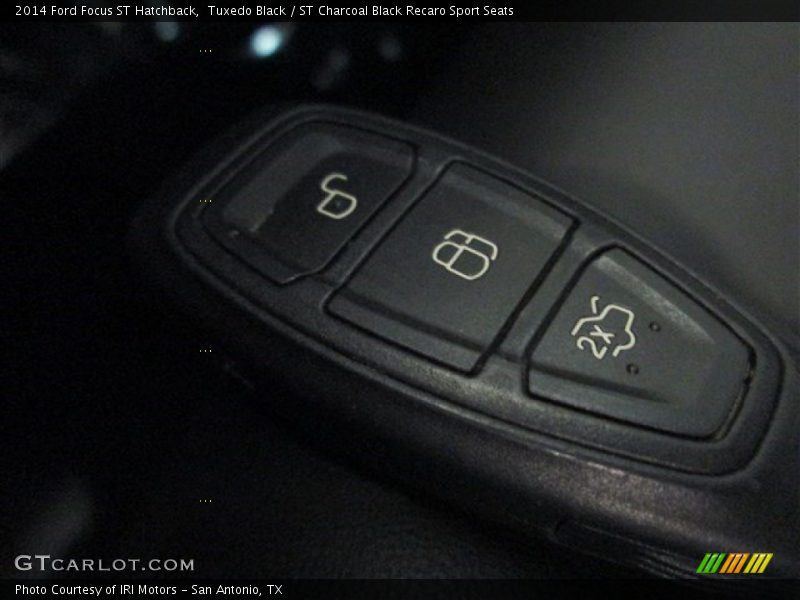 Tuxedo Black / ST Charcoal Black Recaro Sport Seats 2014 Ford Focus ST Hatchback