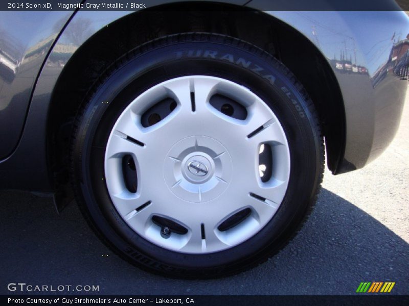 Magnetic Gray Metallic / Black 2014 Scion xD